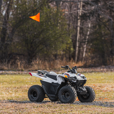 Polaris Outlaw 70 EFI – Quad enfant 70 cc EFI | Sécurité & apprentissage Polaris