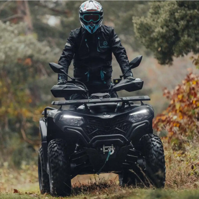 CFMOTO CFORCE 520 Black Line – Quad 500 cm³ | 4x4 | Réservoir 17 L | Porte-bagages CF-CONNECT