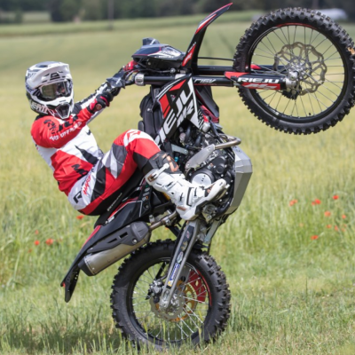 Rieju MR PRO 125 – Enduro 4T | Minarelli 125cc | Suspensions réglables | Inox | Euro 5