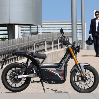 Rieju NUUK Cargo 6 – Moto électrique utilitaire 6 kW | CBS | Charge rapide | Professionnels